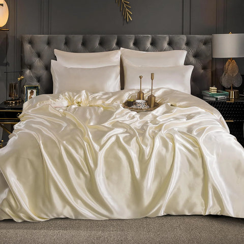 Luxury Satin Silk 6-Piece Bedding Set – Duvet Cover, Fitted Sheet & 4 Pillowcases | Soft, Smooth & Elegant Bedroom Set